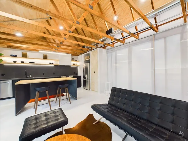 $2,650 | 6007 Leisure Run Road, Austin, TX 78745