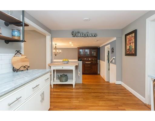 21 Thomas Road Lynnfield, MA 01940 - Photo 14 of 41 Gallery Image 14