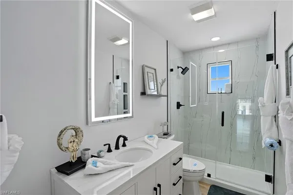 $1,749,000 | 190 Bayview Avenue, Fort Myers Beach, FL 33931