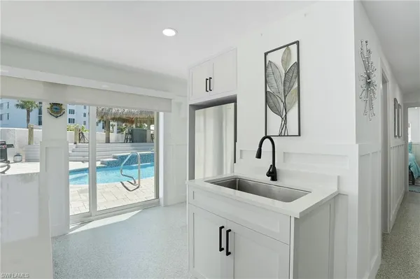 $1,749,000 | 190 Bayview Avenue, Fort Myers Beach, FL 33931
