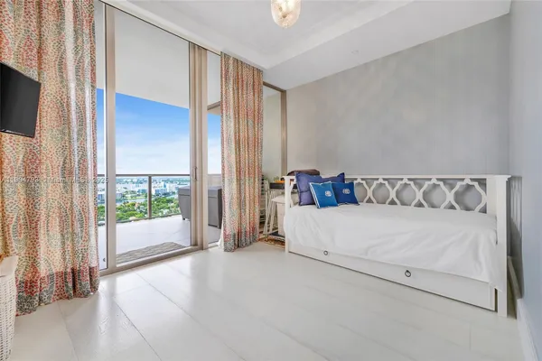 $21,900,000 | 9705 Collins Avenue, Unit 2102N, Bal Harbour, FL 33154