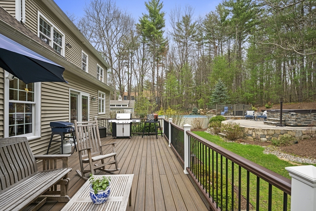 154 South Street Upton, MA 01568 - Photo 29 of 41