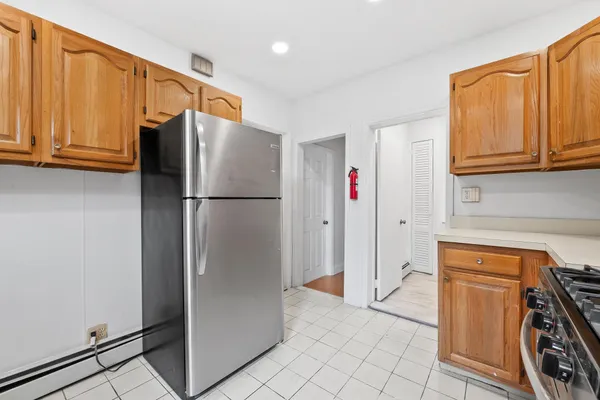 $2,400 | 1433 43rd Street, Unit 1, North Bergen, NJ 07047