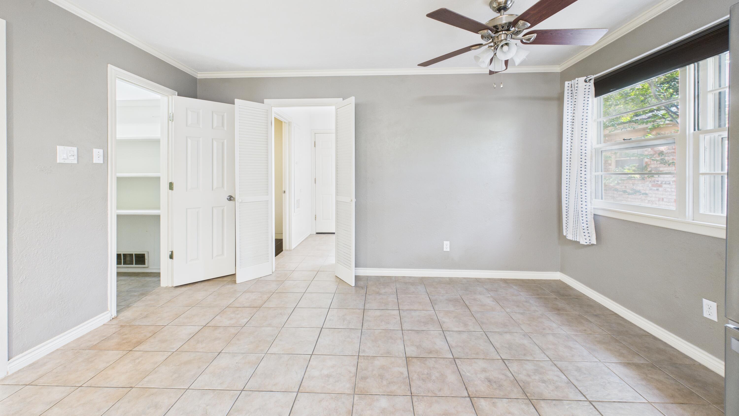3022 67th Street Lubbock, TX 79413 - Photo 22 of 42 CAM03710G0-PR0130-STILL025