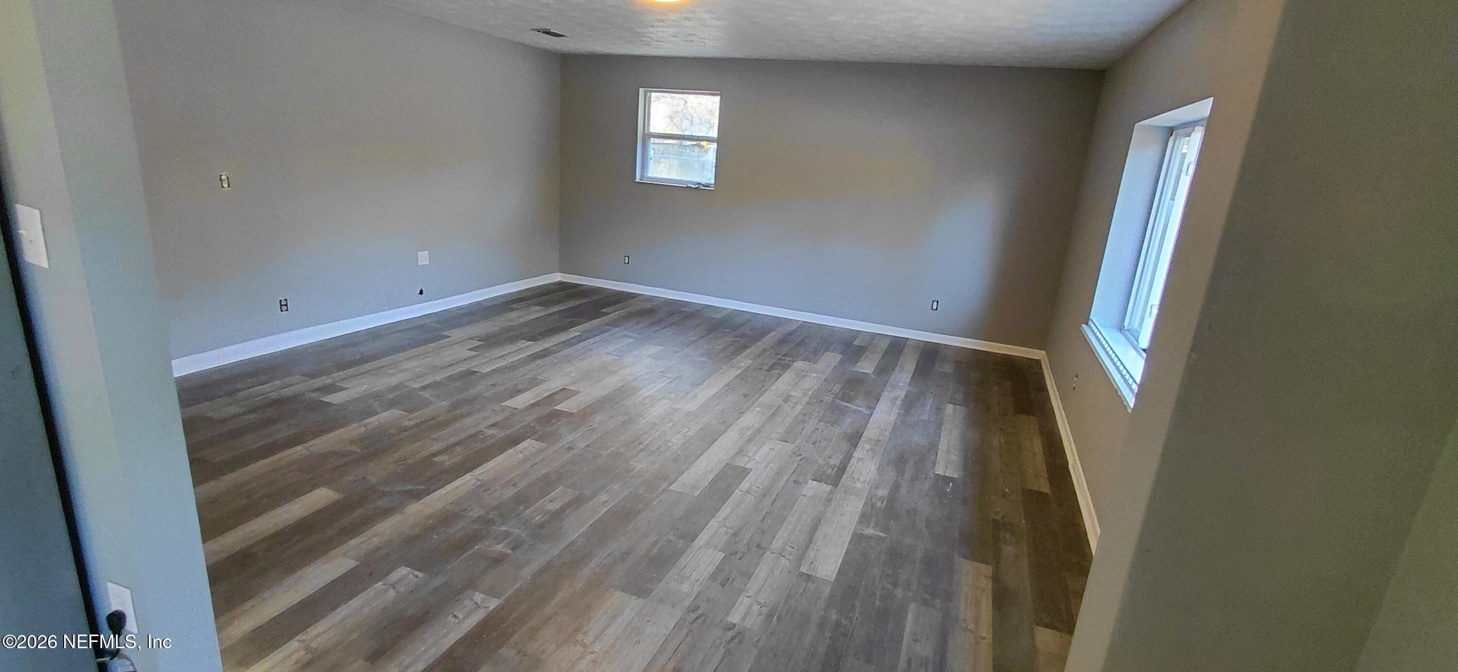 285 Old Jennings Road Orange Park, FL 32065 - Photo 4 of 18 20260302_172616