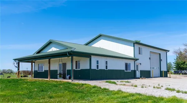 $430,000 | 16946 Yale Avenue, Kidder, MO 64649