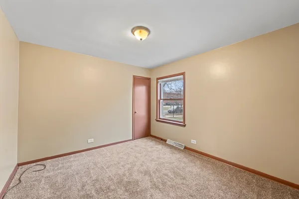 $148,900 | 13904 South Tracy Avenue, Riverdale, IL 60827