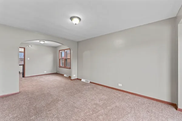 $148,900 | 13904 South Tracy Avenue, Riverdale, IL 60827