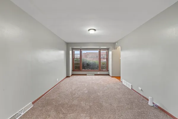 $148,900 | 13904 South Tracy Avenue, Riverdale, IL 60827