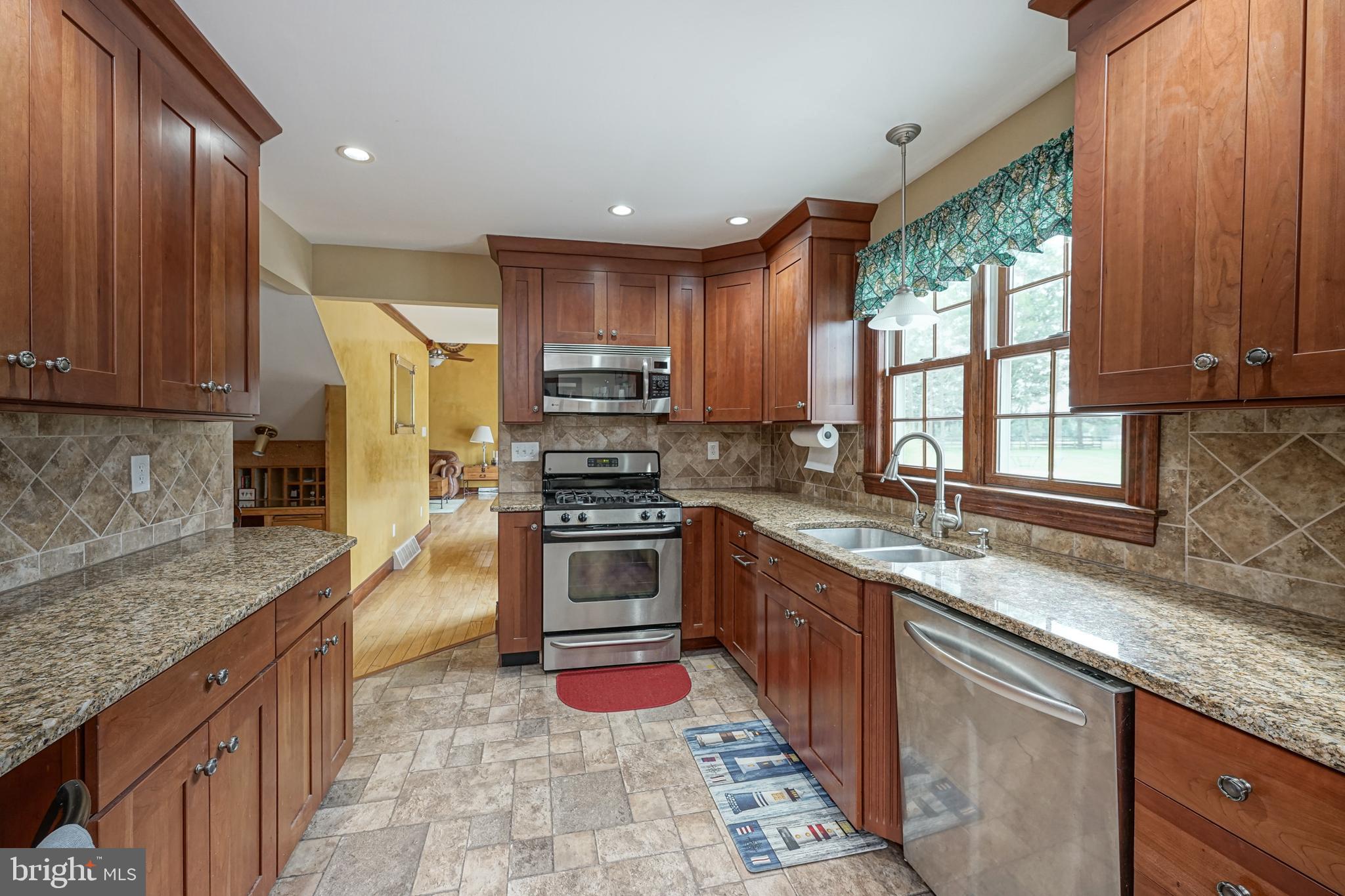 1110 New Brooklyn Road Williamstown, NJ 08094 - Photo 14 of 51 Kitchen