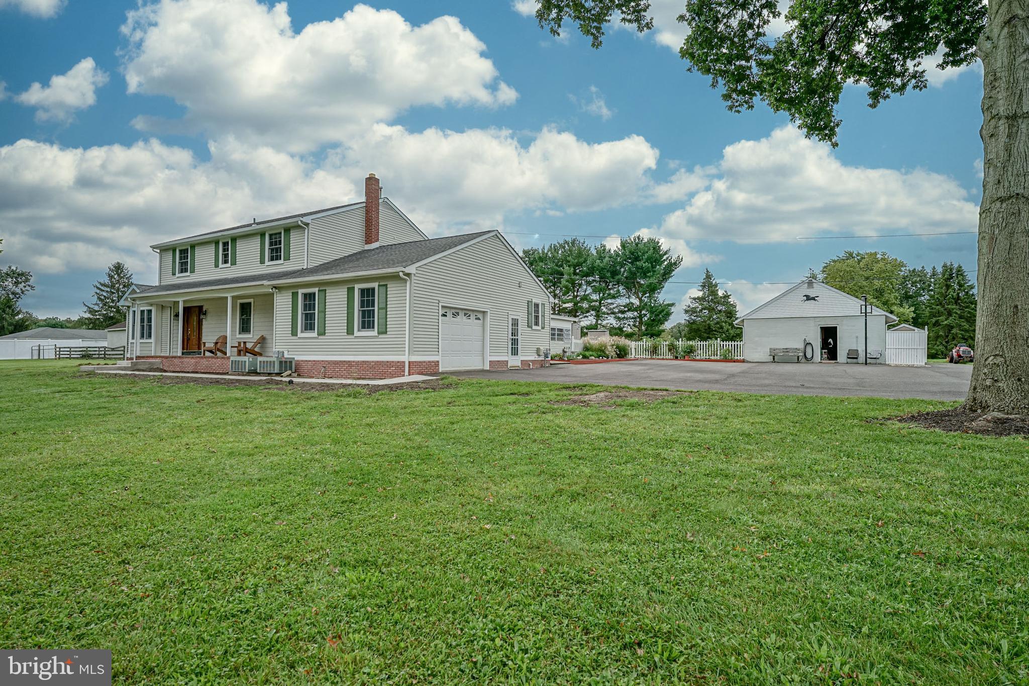 1110 New Brooklyn Road Williamstown, NJ 08094 - Photo 3 of 51 Side