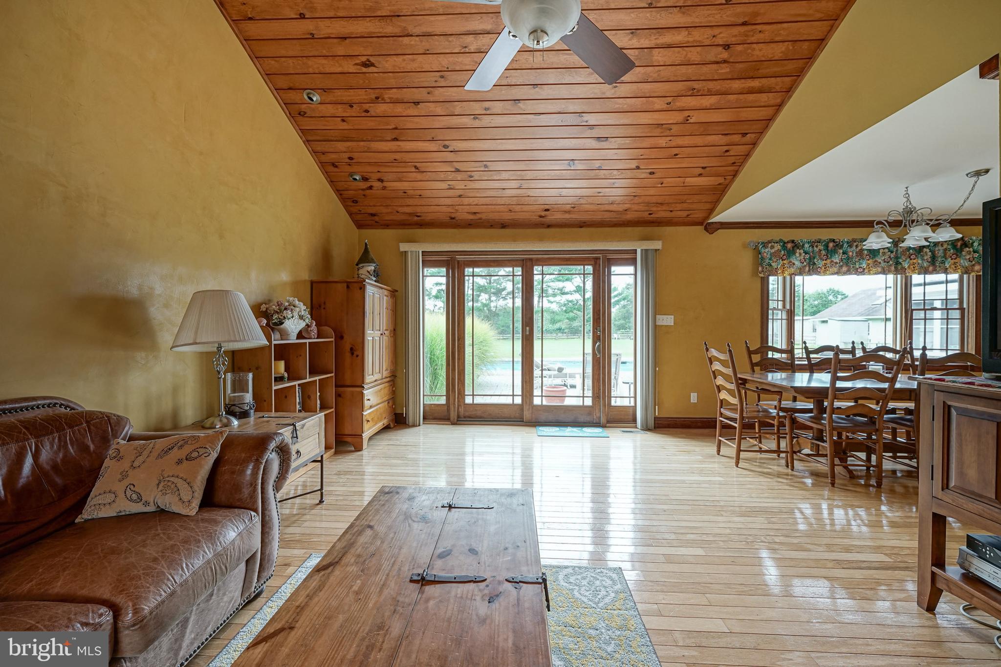 1110 New Brooklyn Road Williamstown, NJ 08094 - Photo 7 of 51 Family Room
