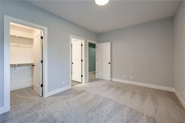 $559,900 | 6930 West 162nd Terrace, Overland Park, KS 66085