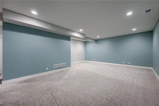 $559,900 | 6930 West 162nd Terrace, Overland Park, KS 66085