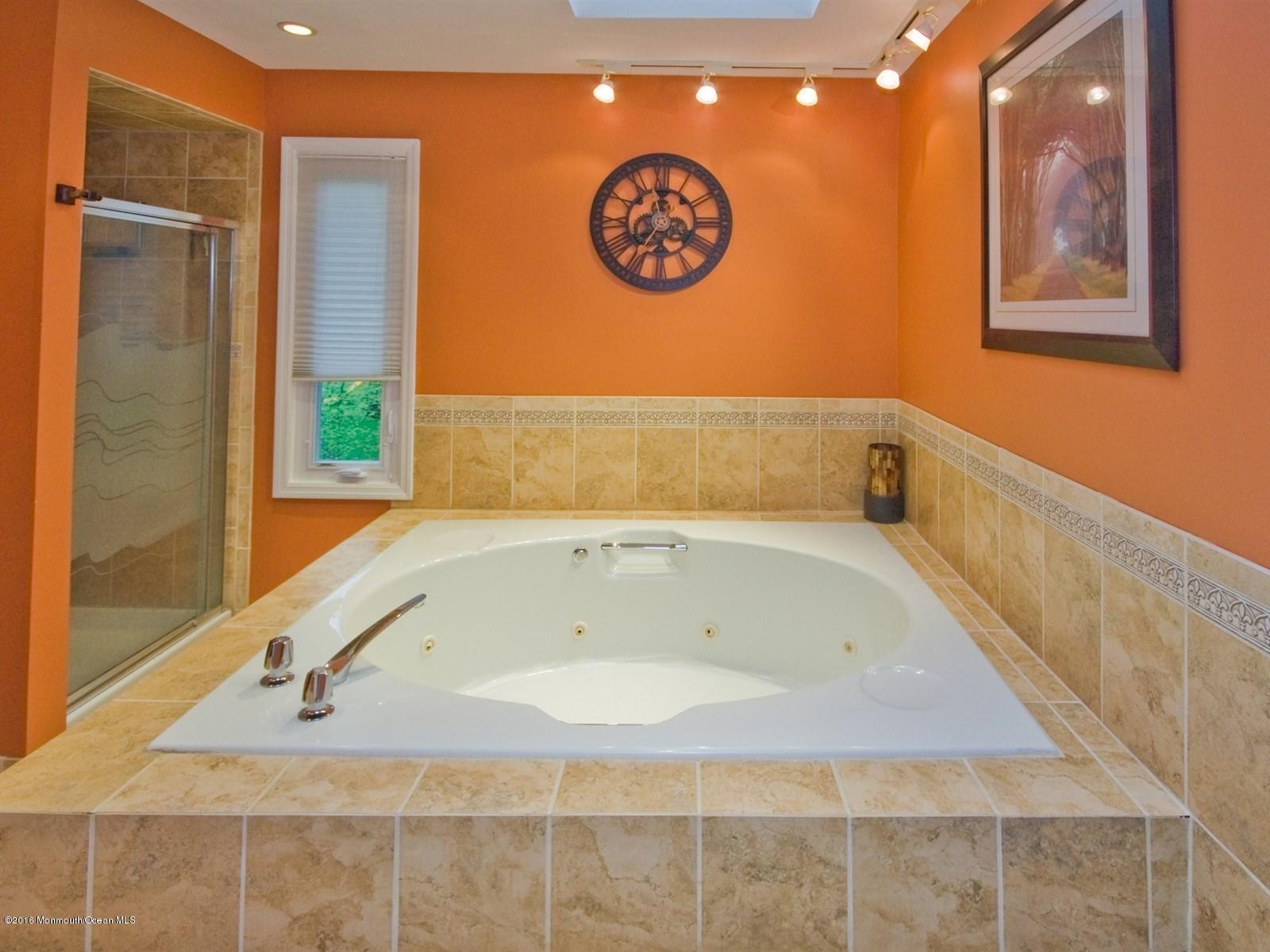 43 Shilling Road Manalapan, NJ 07726 - Photo 13 of 21 Master Bath