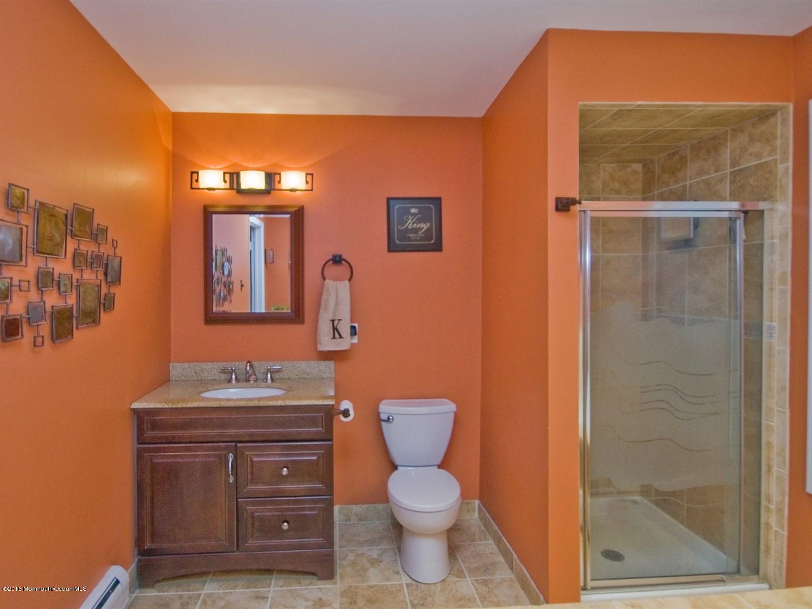 43 Shilling Road Manalapan, NJ 07726 - Photo 14 of 21 Master Bath