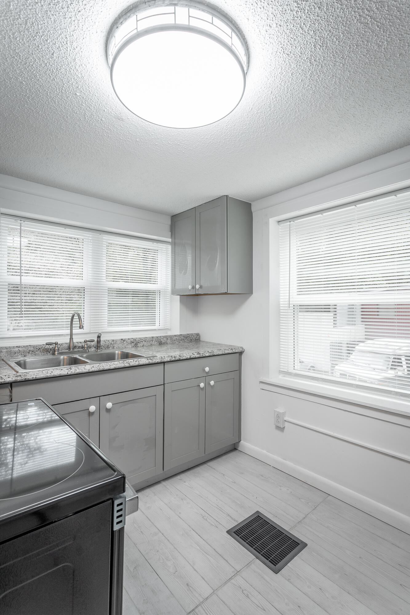 1803 Johnny Street Chattanooga, TN 37406 - Photo 10 of 34 1803 Johnny St-9