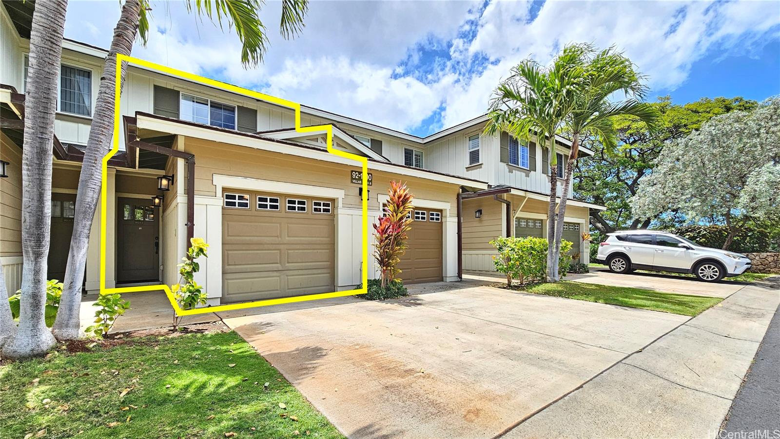 92-1490 Ali'inui Drive, Unit 803 Kapolei, HI 96707 - Photo 6 of 20 a front view of a building with garden