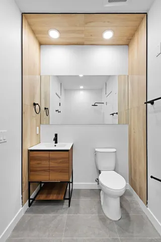 $685,000 | 35 Orchard Street, Unit 802, Jersey City, NJ 07306