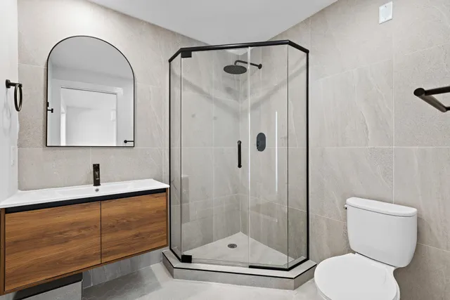 $685,000 | 35 Orchard Street, Unit 802, Jersey City, NJ 07306