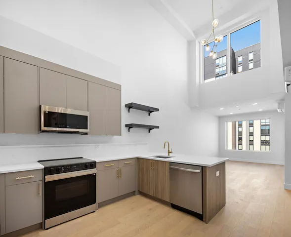 $685,000 | 35 Orchard Street, Unit 802, Jersey City, NJ 07306