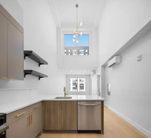 $685,000 | 35 Orchard Street, Unit 802, Jersey City, NJ 07306