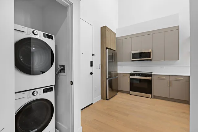 $685,000 | 35 Orchard Street, Unit 802, Jersey City, NJ 07306