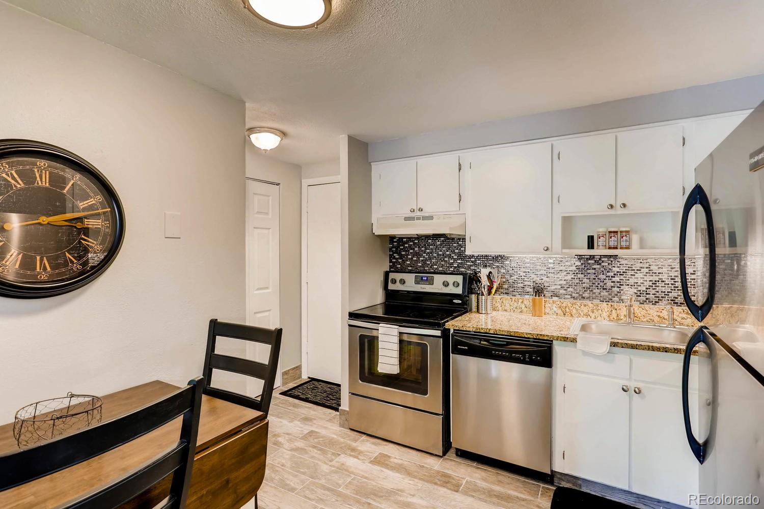 1304 South Parker Road, Unit PH21 Denver, CO 80231 - Photo 3 of 12