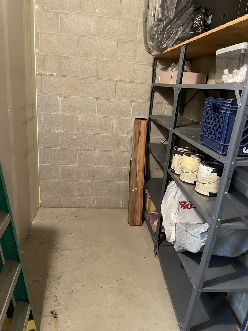 1210 Foxdale Drive, Unit 109 Addison, IL 60101 - Photo 25 of 29 a view of entryway with a small space