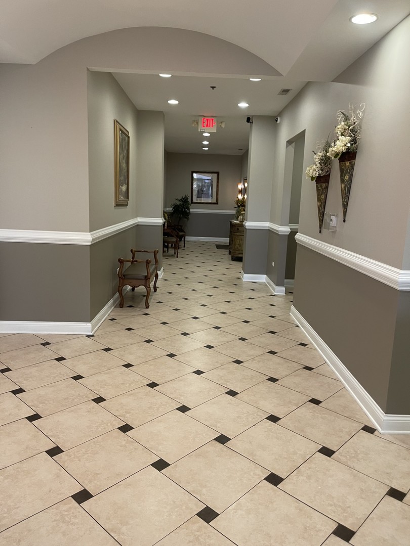 1210 Foxdale Drive, Unit 109 Addison, IL 60101 - Photo 4 of 29 a view of kitchen
