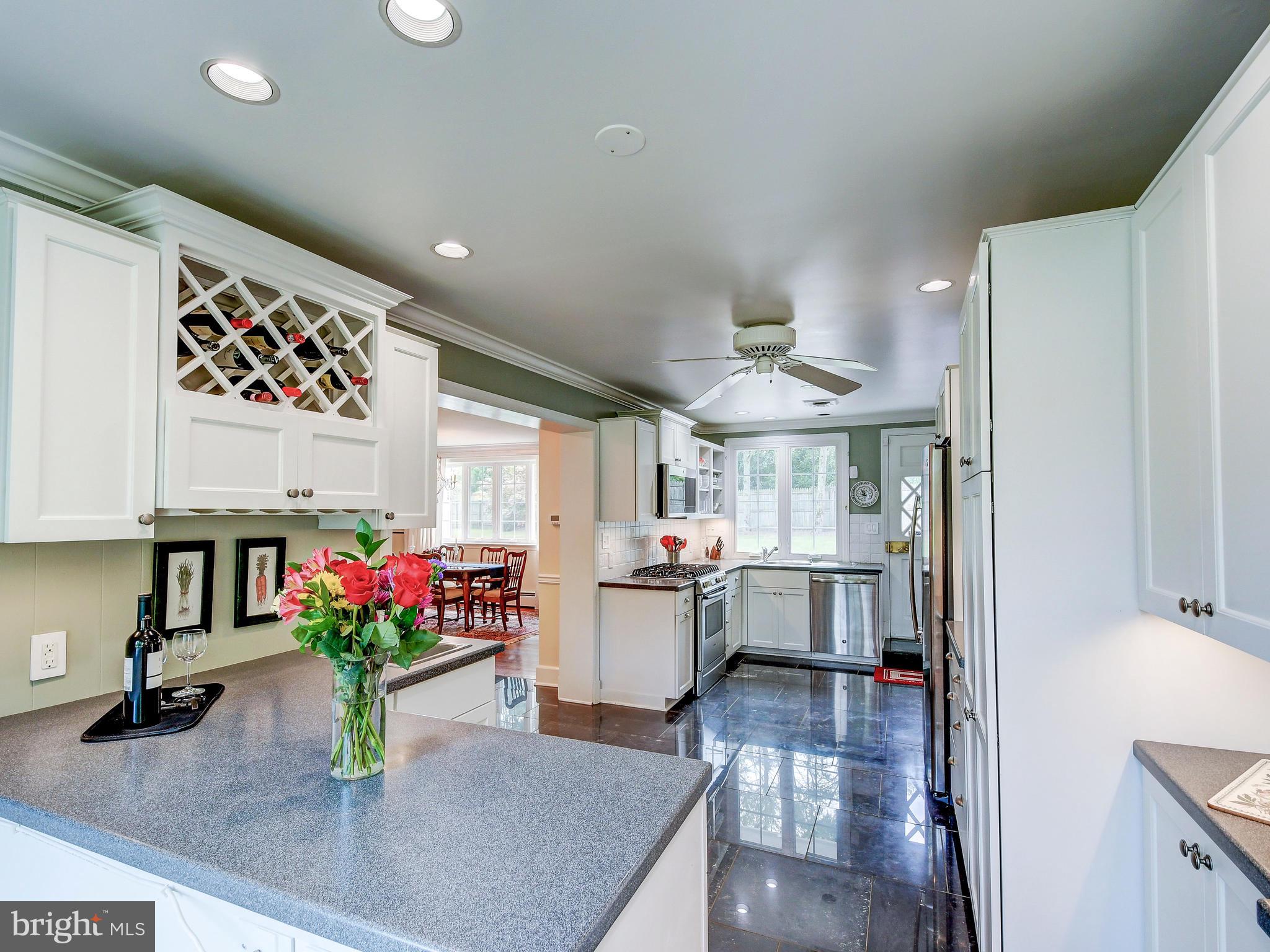1307 Gateshead Road Baltimore, MD 21286 - Photo 15 of 41