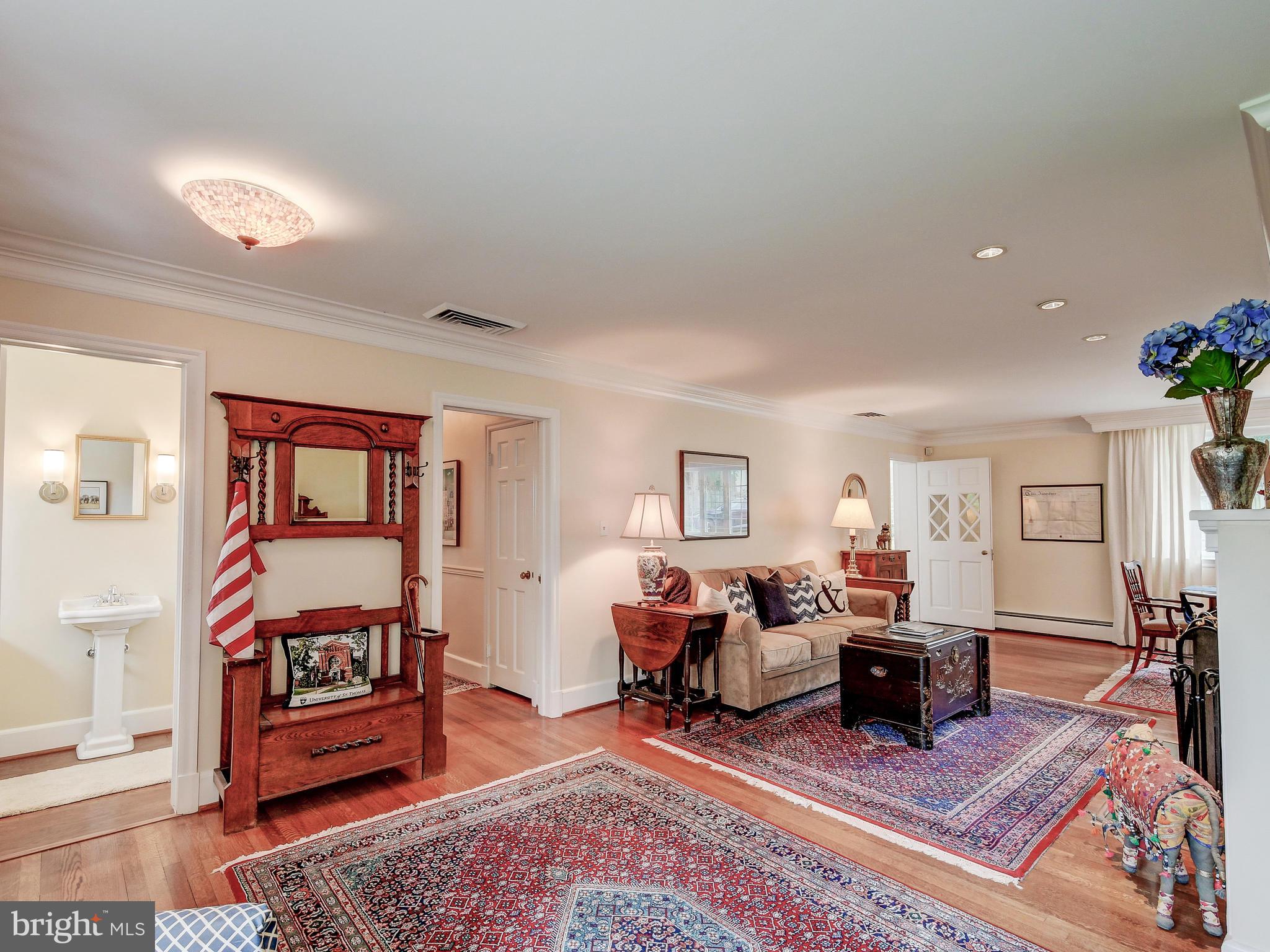 1307 Gateshead Road Baltimore, MD 21286 - Photo 6 of 41