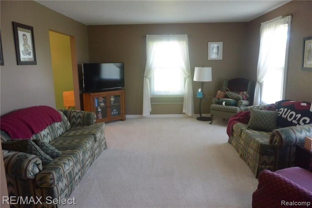 11501 West Frances Road Flushing, MI 48433 - Photo 10 of 28
