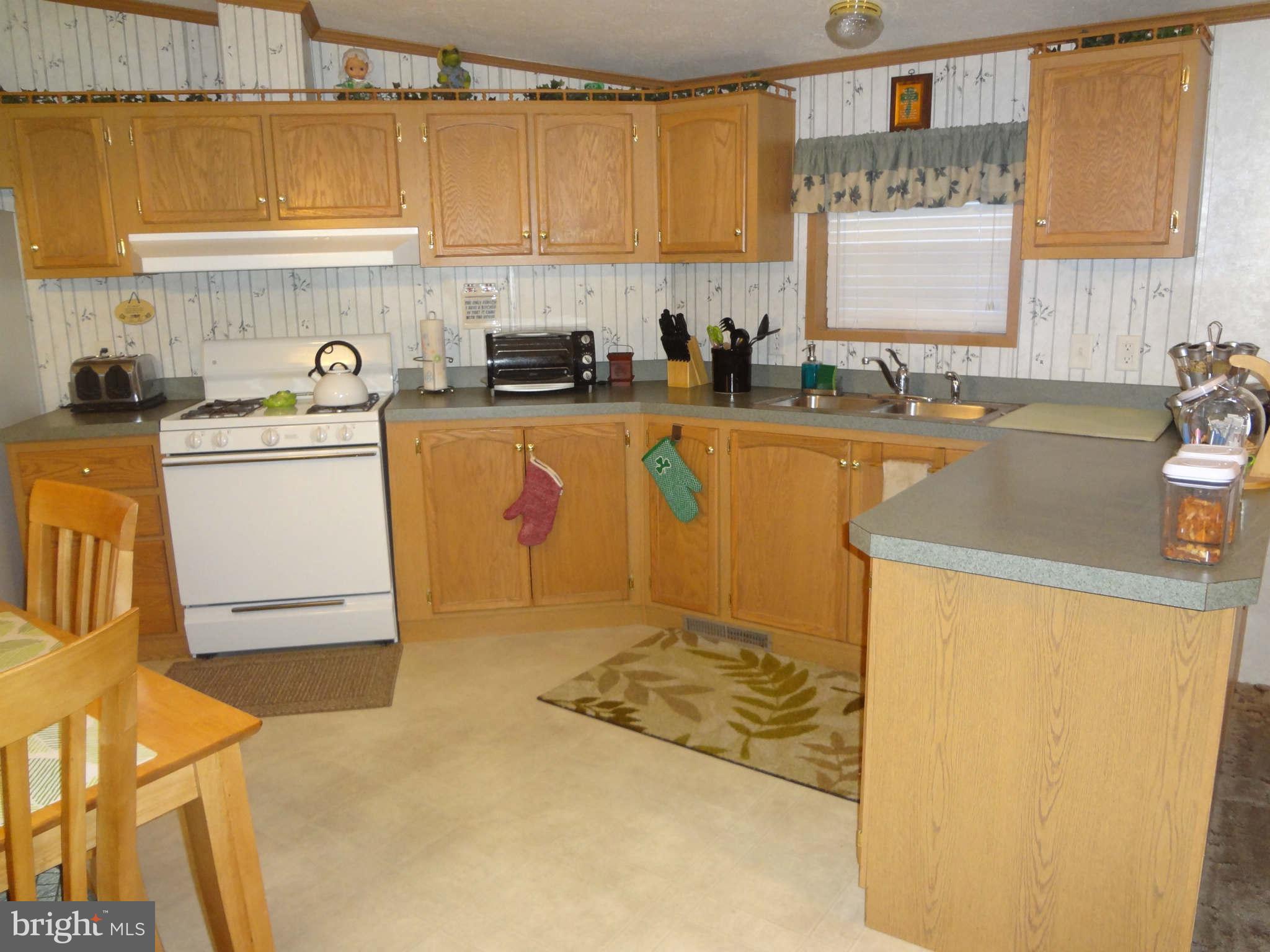 7959 Telegraph Road, Unit 32 Severn, MD 21144 - Photo 13 of 30 Kitchen