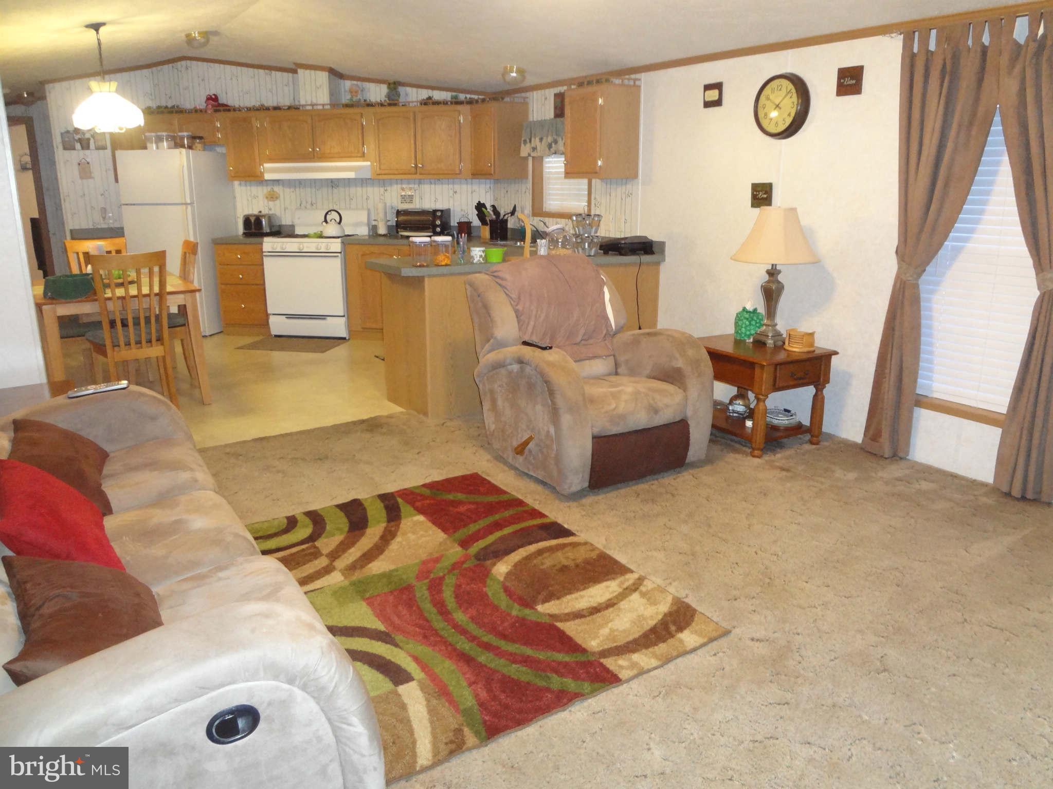 7959 Telegraph Road, Unit 32 Severn, MD 21144 - Photo 7 of 30 Living Room