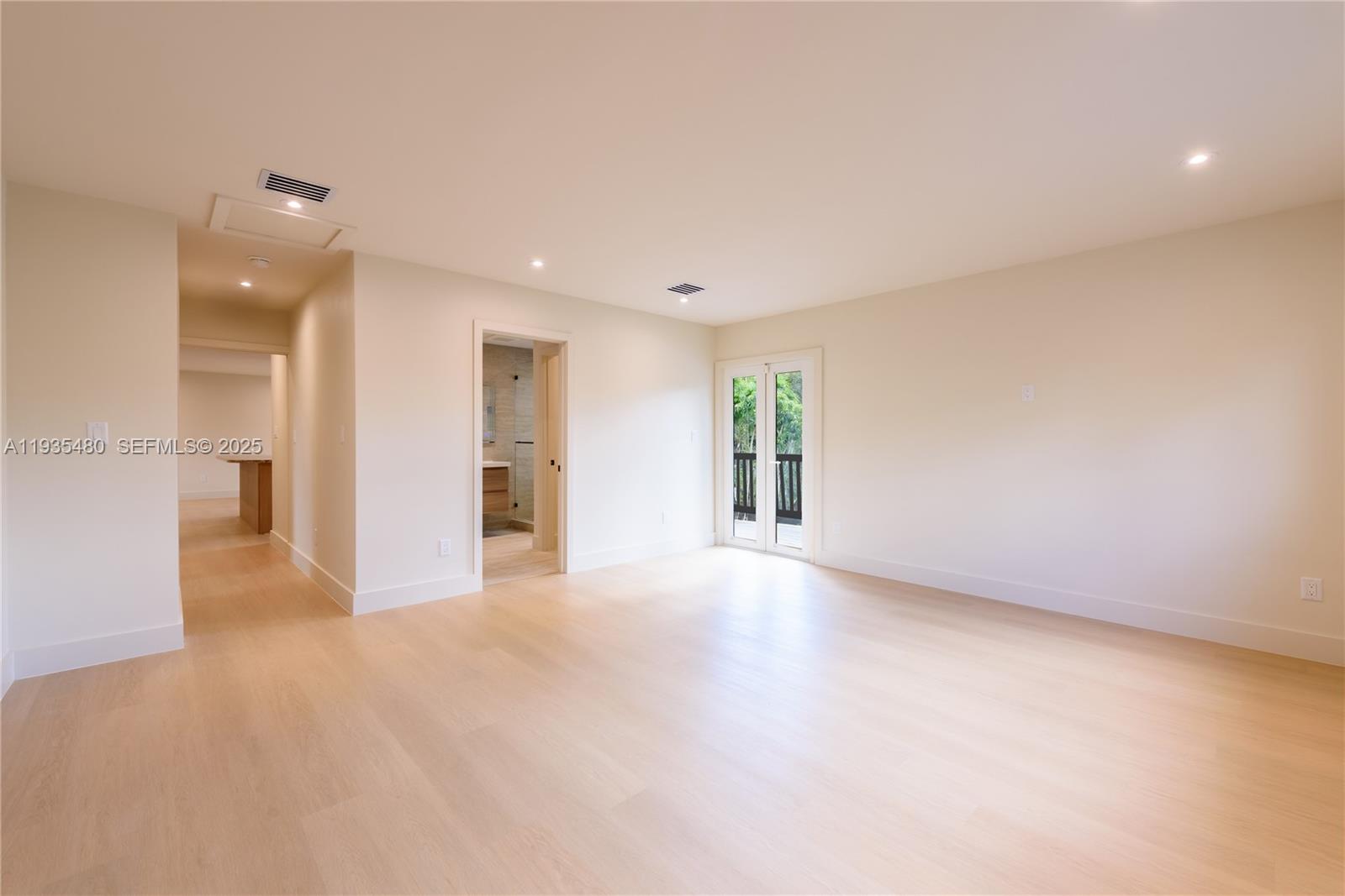 6250 Southwest 48th Street Miami, FL 33155 - Photo 10 of 13 Photo 10