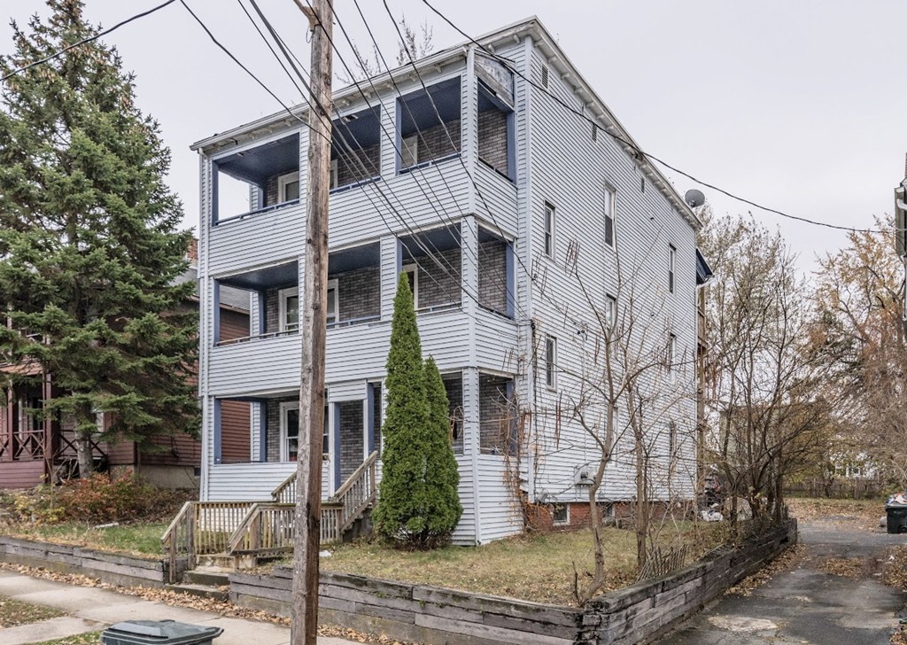 1397 Worcester Street Springfield, MA 01151 - Photo 2 of 8