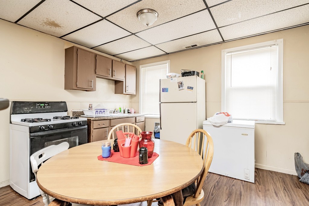 1397 Worcester Street Springfield, MA 01151 - Photo 7 of 8