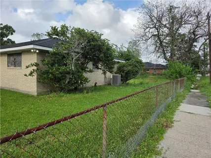 $185,000 | 1520 Leboeuf Street, New Orleans, LA 70114