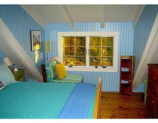 459 Ocean Point Road East Boothbay, ME 04544 - Photo 7 of 17 Bedroom. Cottage Bedroom