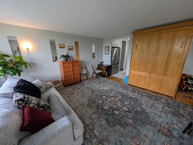 $130,000 | 601 East 32nd Street, Unit 503, Chicago, IL 60616