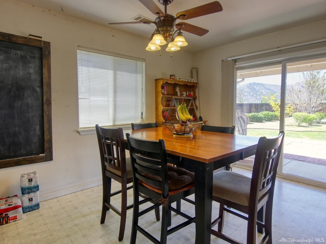 21725 Mid Way Tehachapi, CA 93561 - Photo 17 of 39 Gallery Image 17