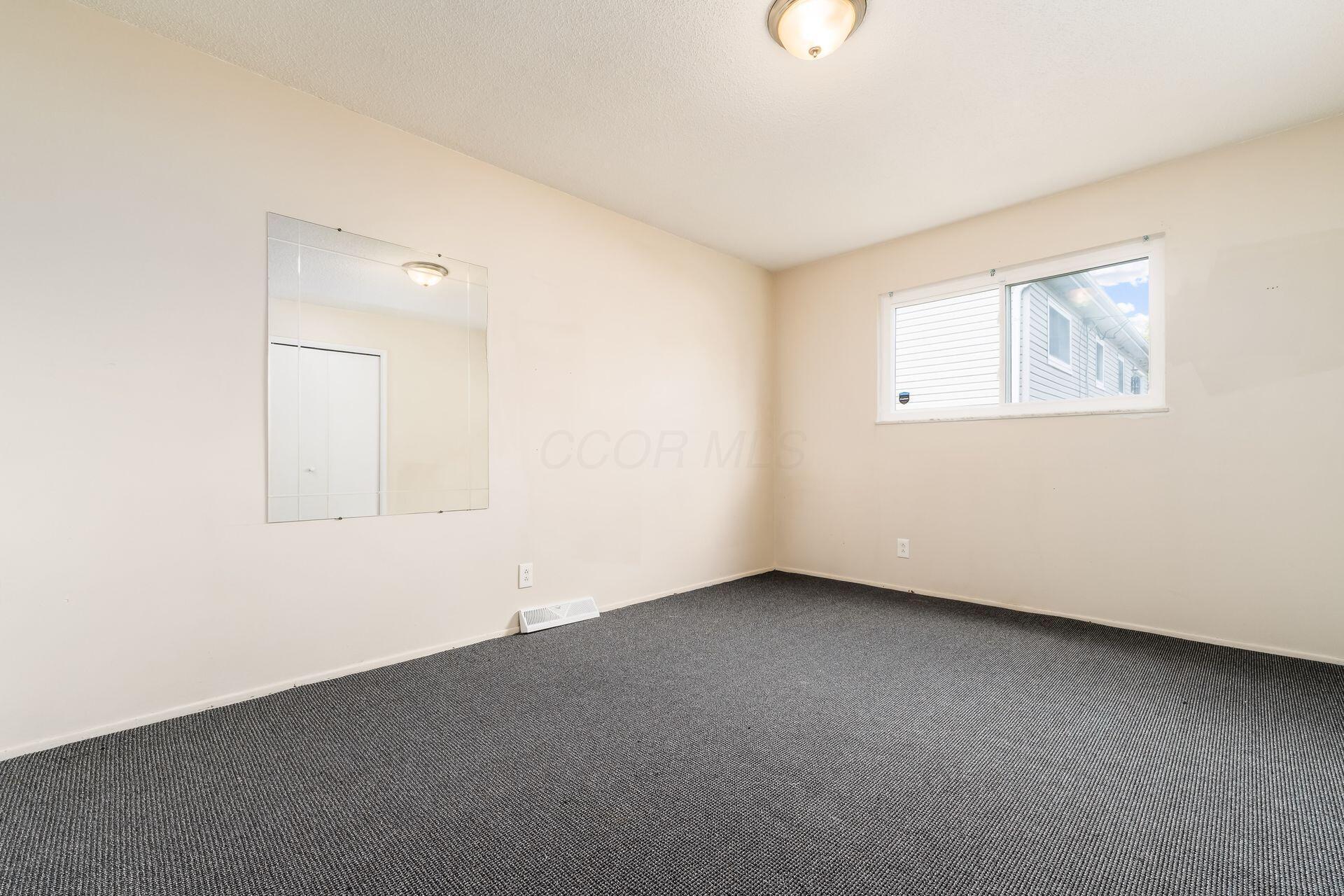 2594 Hubbell Road Columbus, OH 43232 - Photo 23 of 26 Bedroom 2 (2)