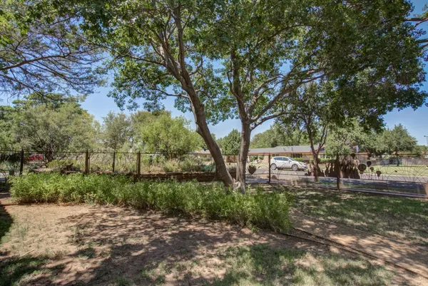 $449,000 | 1707 33rd Street, Lubbock, TX 79411