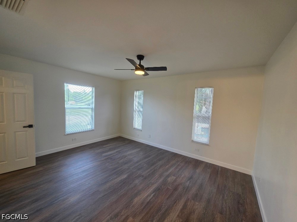 237 Rue Labonne Road Fort Myers, FL 33913 - Photo 7 of 17