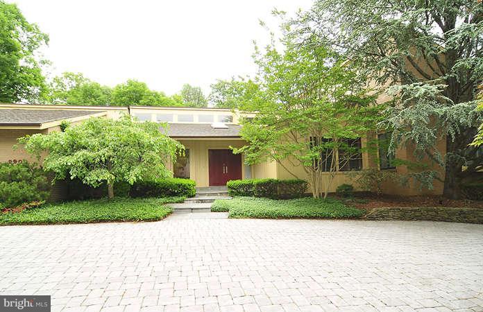 9909 Bluegrass Road Potomac, MD 20854 - Photo 1 of 11 Home Front - Exterior