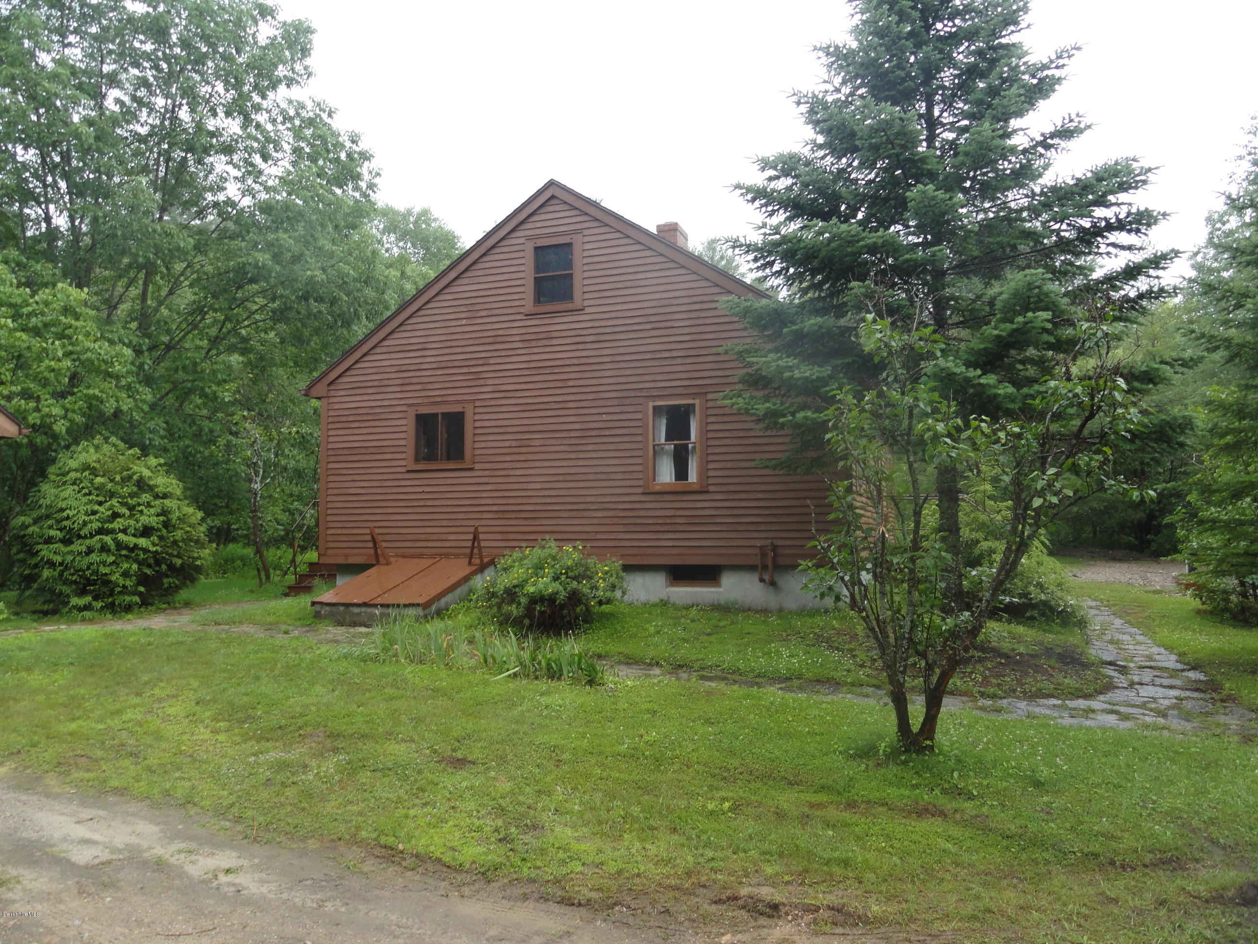 253 Robinson Road Hinsdale, MA 01235 - Photo 3 of 13 DSC04258