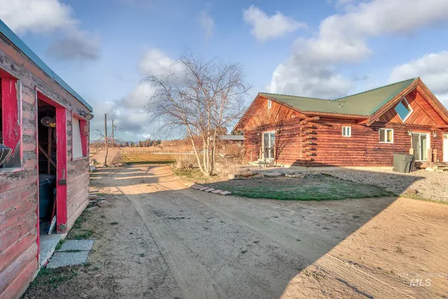 $750,000 | 1855 Jones Road, Weiser, ID 83672