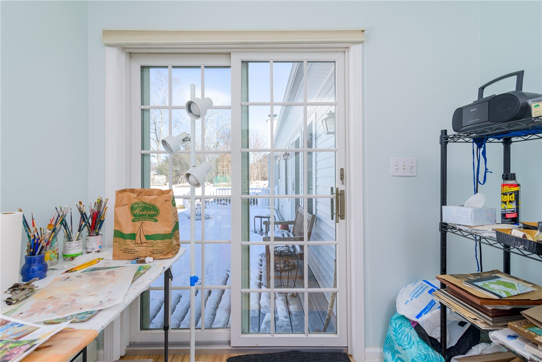 14 Stuart Street Westerly, RI 02891 - Photo 29 of 42