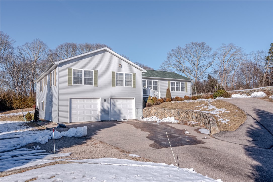 14 Stuart Street Westerly, RI 02891 - Photo 8 of 42